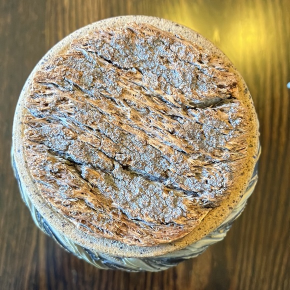 Pretty Unique Pottery Piece - Picture 4 of 6